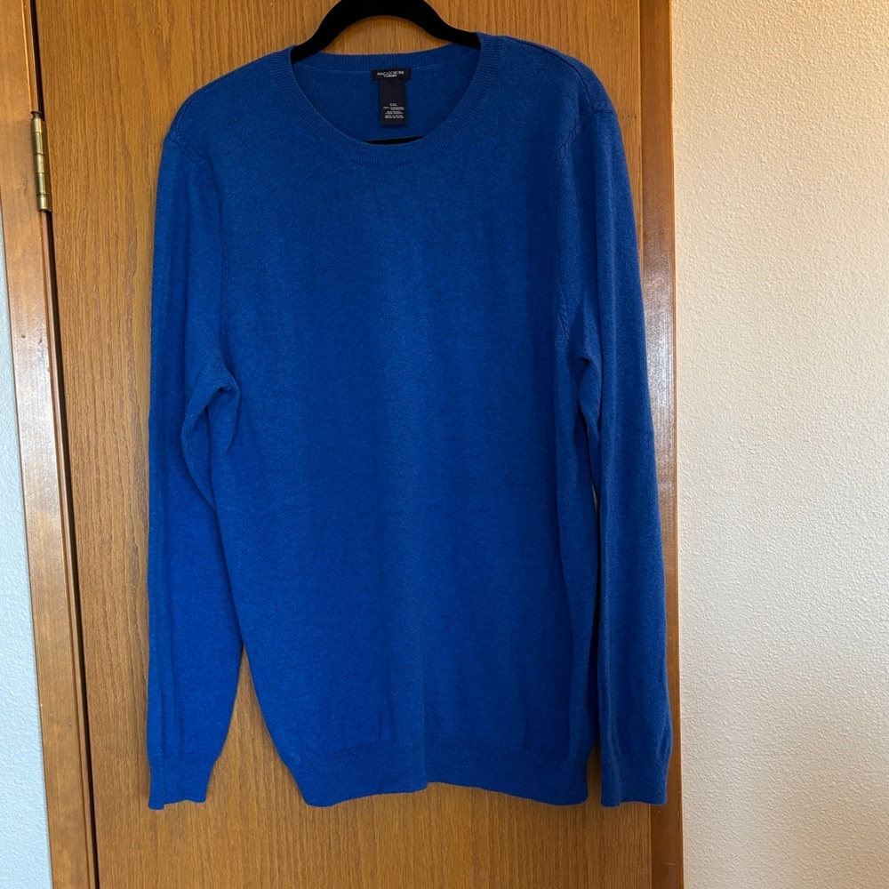 NWOT Cashmere Crewneck Sweater